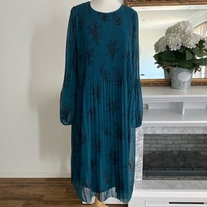 Aritzia Wilfred Daydreamer dress